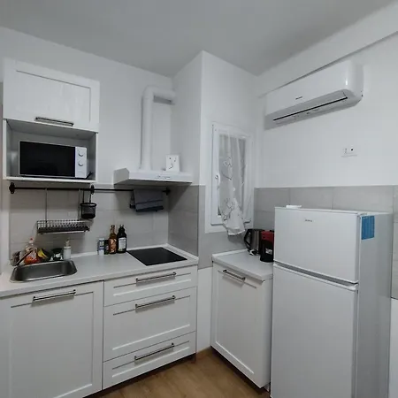 Sunny House - Ariston In 3 Minuti Апартаменты Санремо