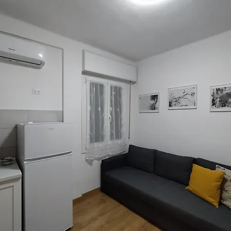 Sunny House - Ariston In 3 Minuti * San Remo